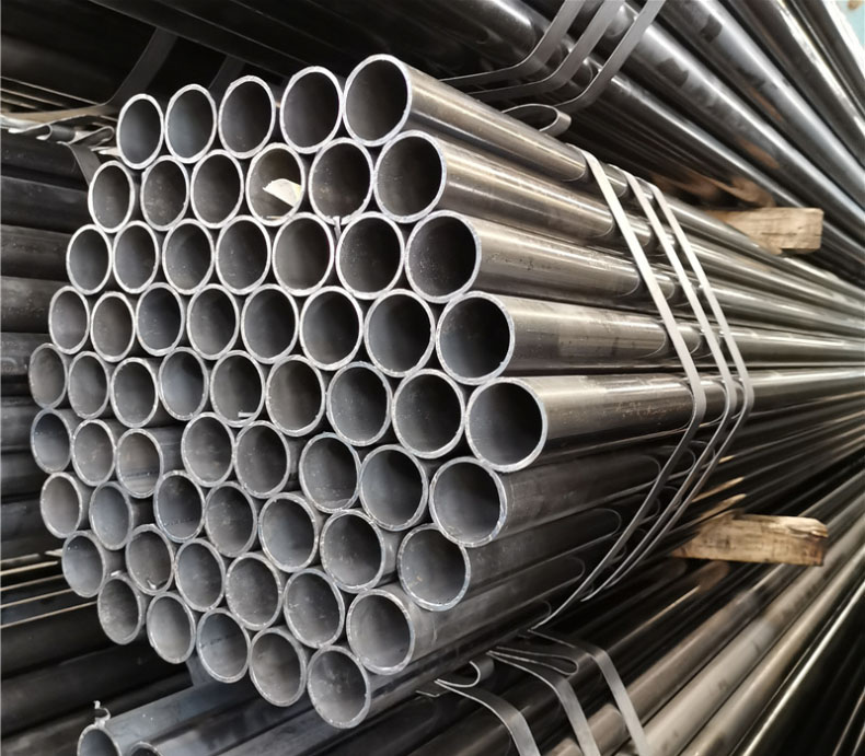 Later steel prices may fluctuate first and then rise