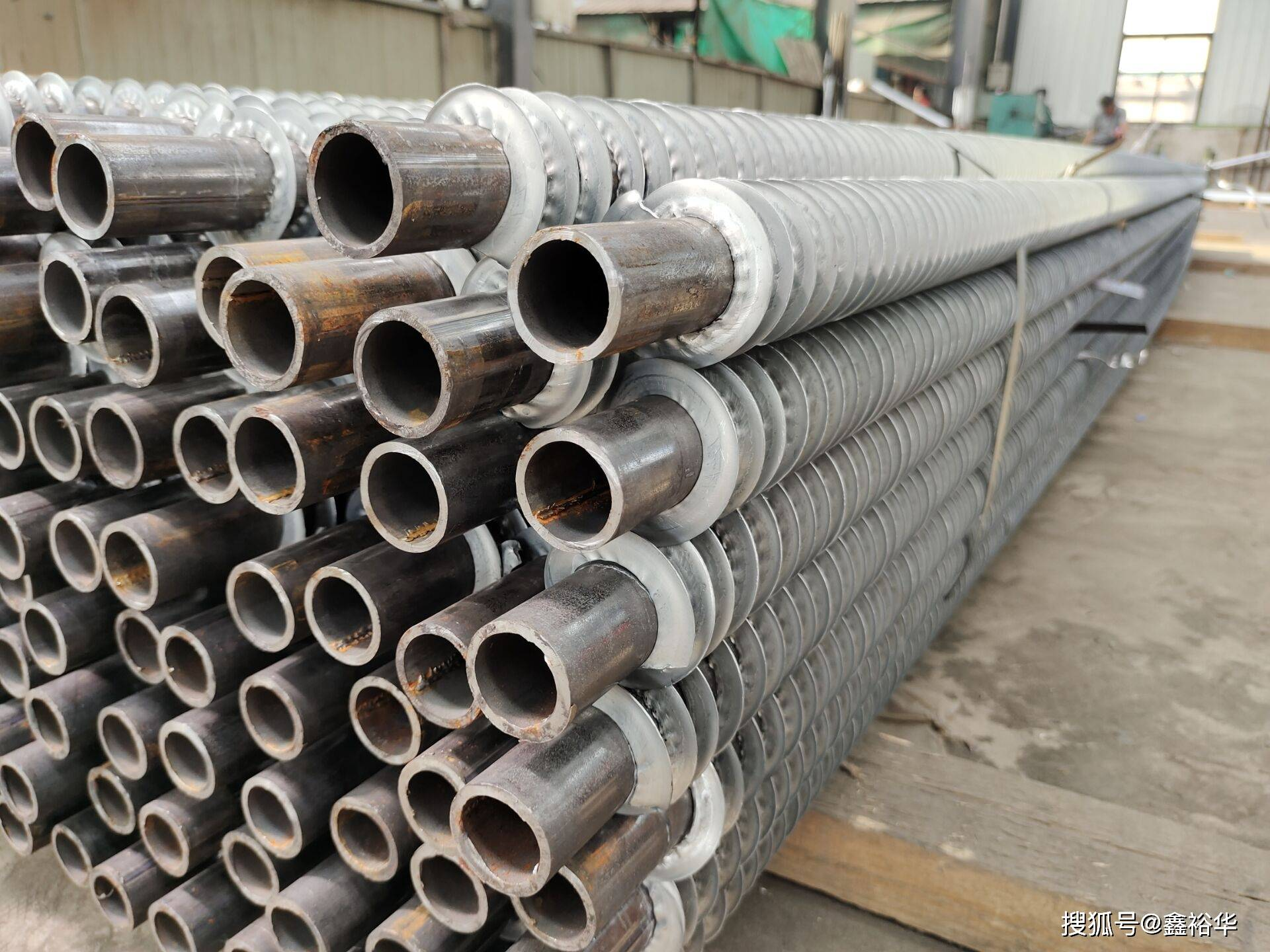 Domestic steel market prices fell
