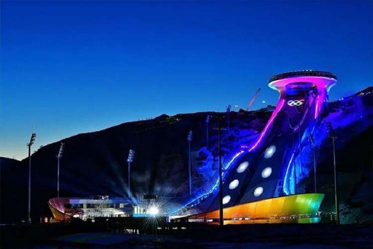 होल्टॉप डीसी इन्वर्टर डीएक्स एयर हैंडलिंग यूनिट चुज़ौ ओलंपिक स्पोर्ट्स सेंटर में लागू होती है