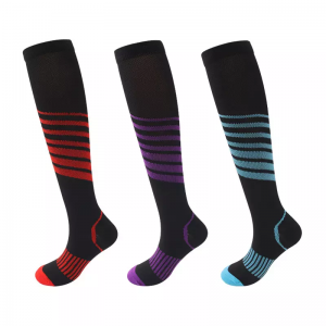 Men’s compression sport soccer socks