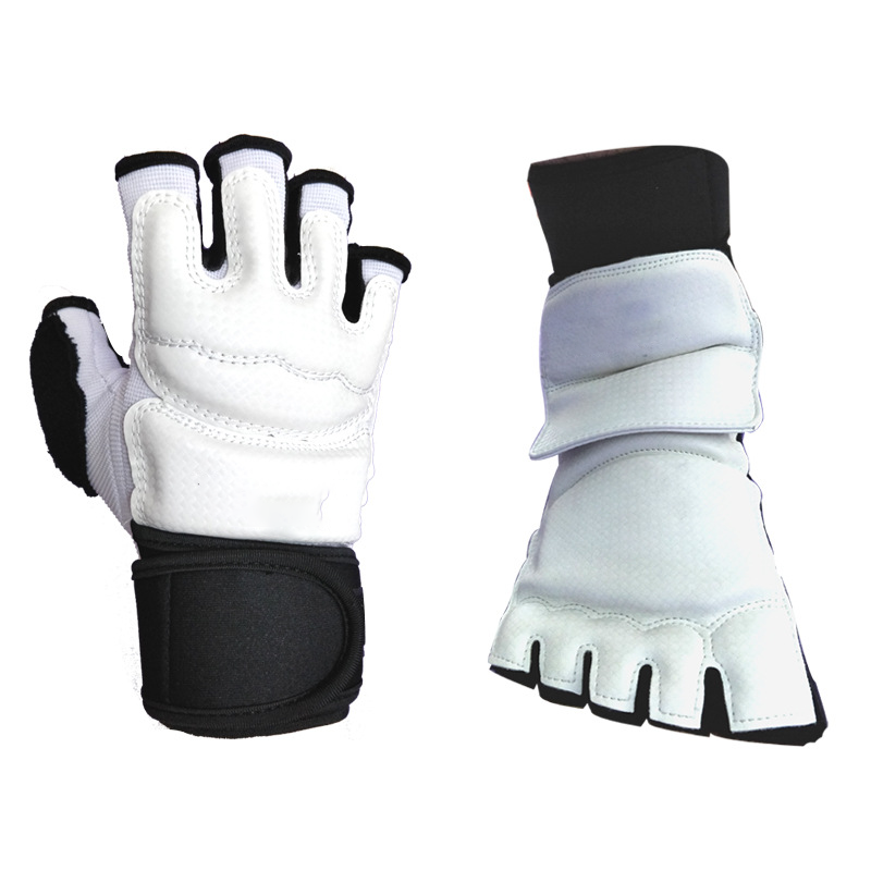 Boxing gloves taekwondo MMA half finger boxing sleeve