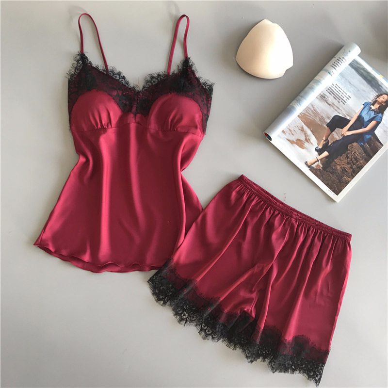 ខោអាវទ្រនាប់សម្រាប់ស្ត្រីរដូវក្តៅ ឈុតខោអាវទឹកកក 2 ដុំ ស៊ិចស៊ីជាមួយខោខ្លី Bosom Pad Cami Shorts lingerie Nightwear for Ladies