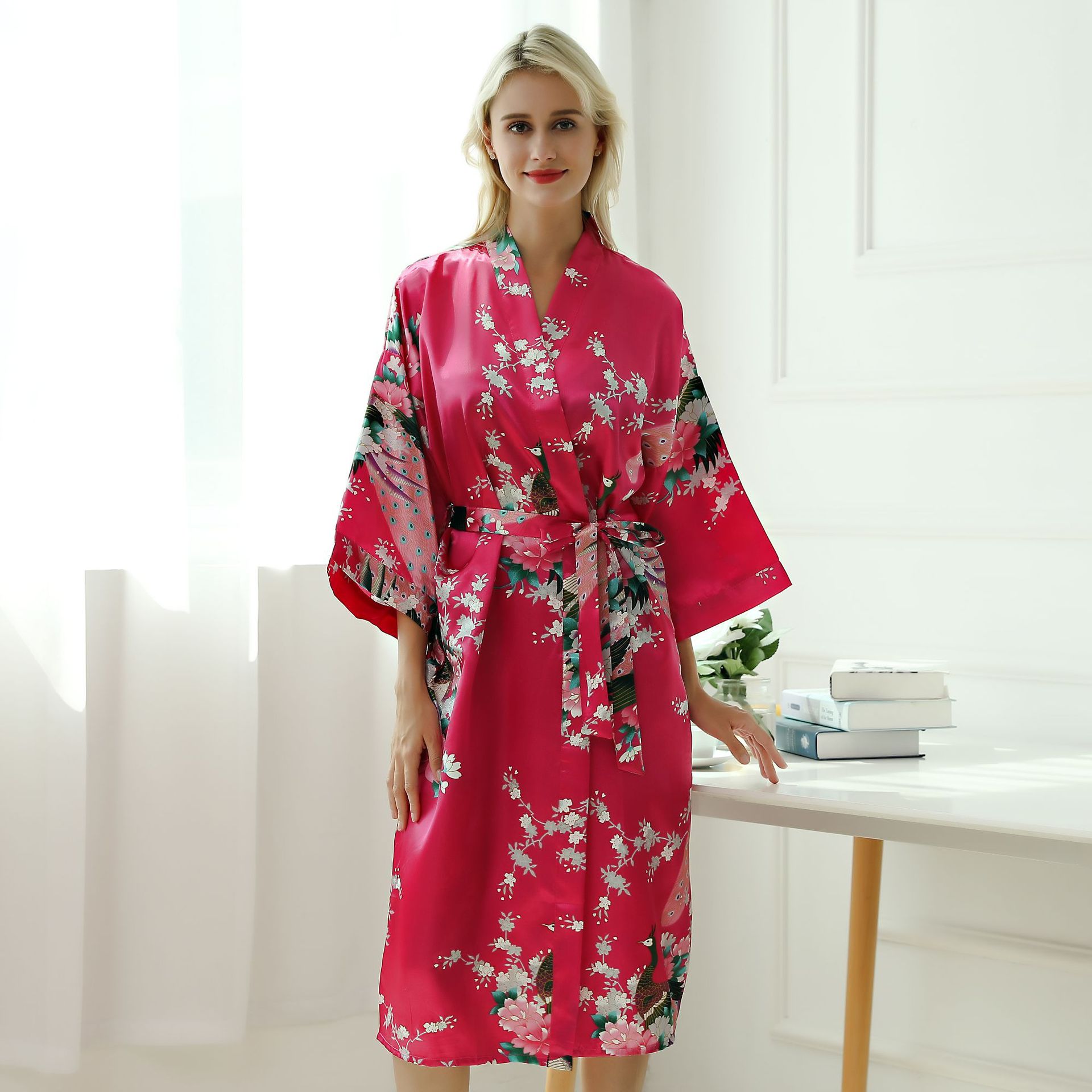 Hot Selling Soft  Fashion Nightwear  Print Casual Ladies Summer Spring Half Sleeve Women Pajamas Robe