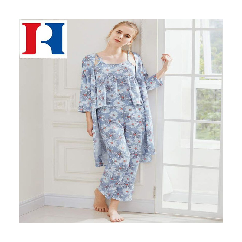 Untwerper pyjama froulju OEM / ODM sliepklean foar froulju nachtjak lingerie nachtklean nachtjurken foar froulju fluwelen pyjama set