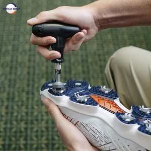 Amazon golfi jalatsi küünetõmbaja, multifunktsionaalne küüneeemaldaja, naelte põrkkäepidemega mutrivõti tööriist golfitarvikute treeningabivahendid koos 3 adapteriga.