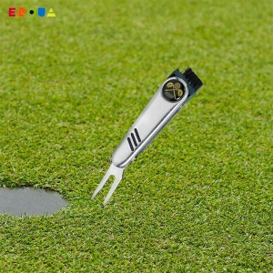 Hemî di yek Golferê de Amûra Golfê Pirfunctional Kêr + Kêr + Turf Amûra Tamîrkirina Pocket Knife Spike Wrench Cleaning Brush Set Marker Top Magnetic