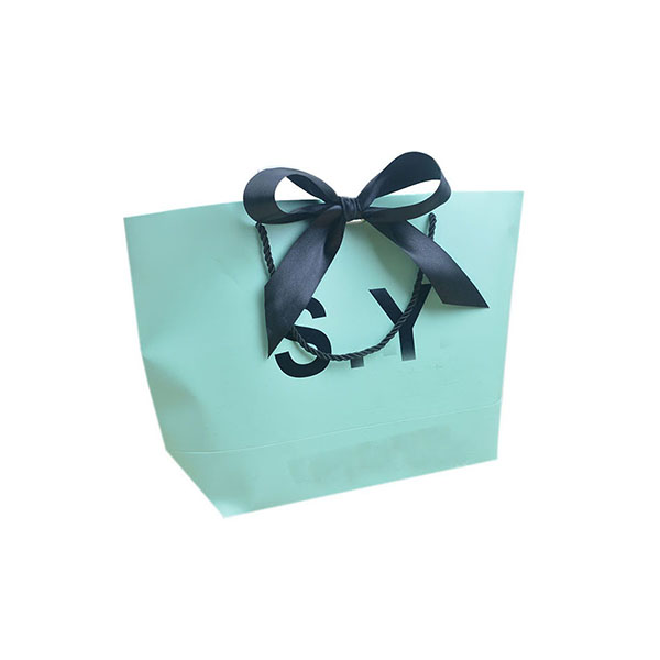 Hand-held Paper Gift Bag Featured Image