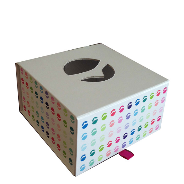 Foldable gift packaging box, Cosmetic Box for skin care packaging Cosmetic Packing Box, Customized folding gift box,magnetic packaging box,electronic product paper box Featured Image