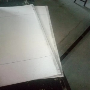 Paperboard Stack Belt over single facer machine