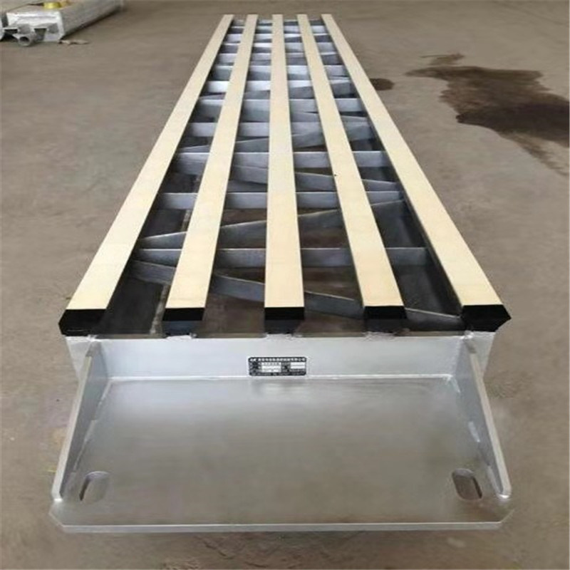 Angled Dewatering Element with Ceramic Cover