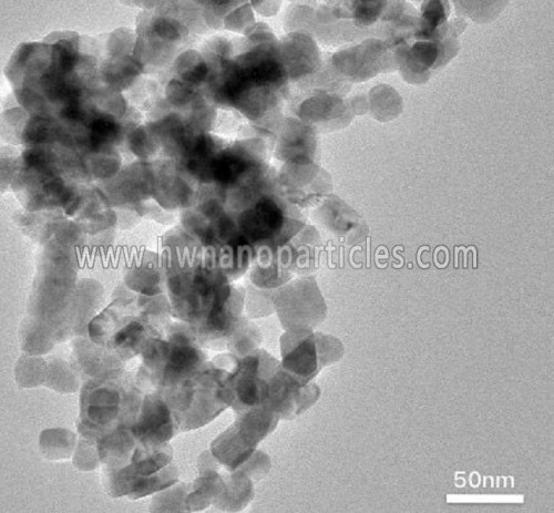 Aluminia dopita zinkoksida nanopulvoro, nanoazopulvoro uzata en amorfa silicia sunĉelo