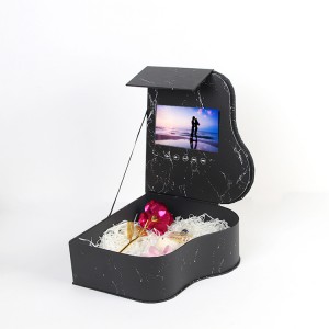 Piano shape Automatic light control switch video brochure gift box with 7inch  lcd screen