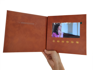 Custom Leather style Handmade 7 inch IPS screen video invitation card with insert picture anniversary