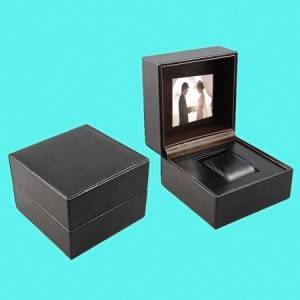 customized 7 inch LCD screen music card box video player box for gift jewelry product presentation with light sensor control