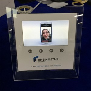 Fektheri e tloahelehileng ea acrylic digital video brochure player display stand with lcd screen