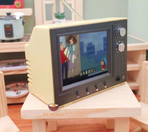 Dollhouse 1/12 Scale children’s cartoons Movie Play Miniature Retro Style TV DIY House Mini  Realistic Home Appliances Kids Toys