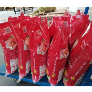 Proyek Thailand saka 5-10kg beras melati premade kantong rotary bagging mesin packaging