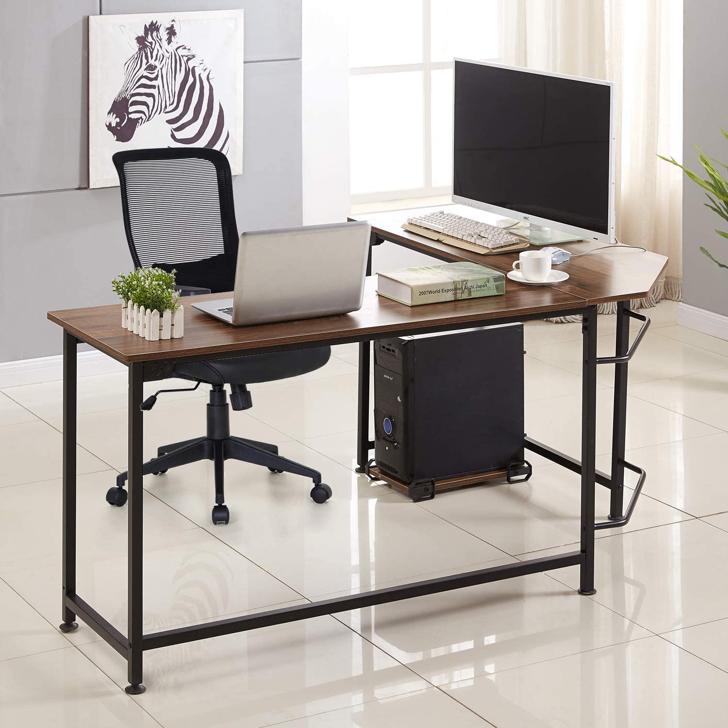 Модни дрвени писаћи сто у облику слова Л од тамног ораха, модерни канцеларијски канцеларијски стол са металним оквиром Намештај за лаптоп рачунар