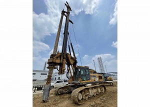 Heavy Construction Equipment XCMG 180 Kn m Fondation Drilling Rig for Sale