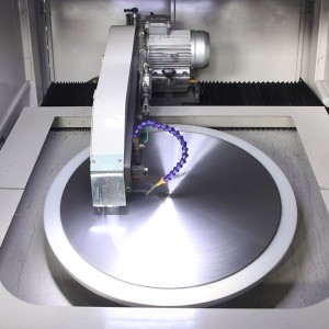 Semi-auto CNC machina aqua expolitio pro serrae laminae.