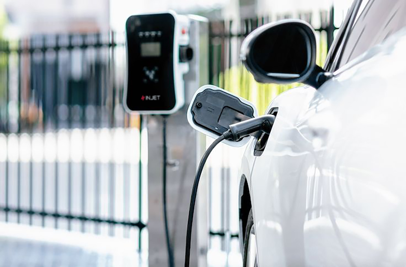 The On-Street Charging Revolution in the United Kingdom’s Green Mobility Landscape