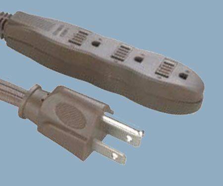 5-15 15A 125V 3 Conductor 3-Outlet Banana Extension Cord Outstrip