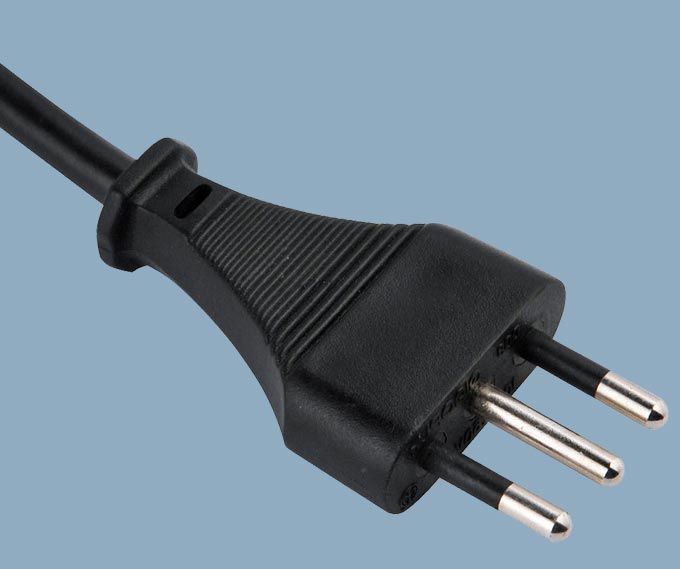 Italy CEI 23-16 2P+T IMQ 3 Prong 10A Plug Power Cord