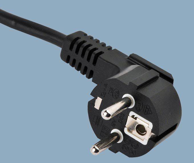 European CEE7/7 Non-rewirable Moulded 2-pole Plug Schuko Power Cord