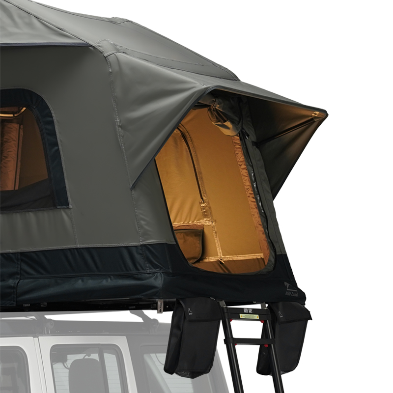 ワイルド ランド エア クルーザーの新しい特許取得済みのインフレータブル ルーフトップ テント