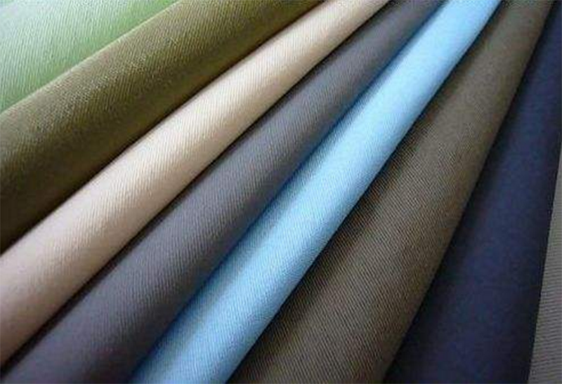 Welche Prüfnormen gelten für textile Stoffe?