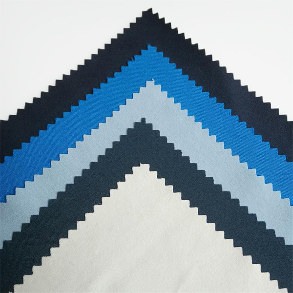 ເສື້ອກັນລົມກັນນໍ້າ ກັນນໍ້າ Softshell Jacket Wear Fleece Fabric YA6006