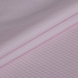 ເສັ້ນດ້າຍຝ້າຍ Polyester ທີ່ມີຄຸນນະພາບສູງຍ້ອມຜ້າ Dobby Pink Plaid Check Fabric 4004