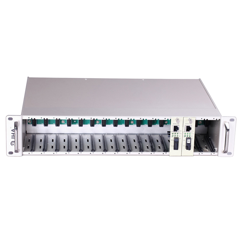 What are the advantages of 16 Slots 2U 19″ Rack Mount Chassis?