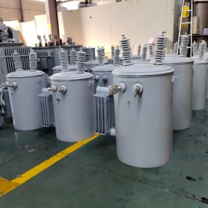 Direktverkaufspreis Fabrik 50 kVA 13,8 kV Ölbad-Verteilungstransformator Einphasen-Poltransformator10