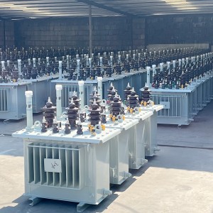 El fabricante modificó para requisitos particulares el transformador trifásico reductor lleno de aceite 125 kva 200KVA 20KV a 400V Dyn117