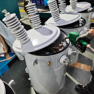 ໝໍ້ແປງນ້ຳມັນ FR3 50 kva 12470V ຫາ 120/240Vsingle phase padmounted transformer price3
