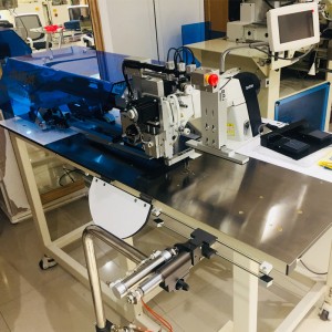 JK-A02 Máquina de coser con tapeta frontal Polo computarizada y completamente automática
