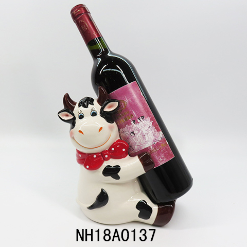Funny Milk Cow Sculpture Şərab Bottle Holder Kənd Polyresin Ox şərab sahibi