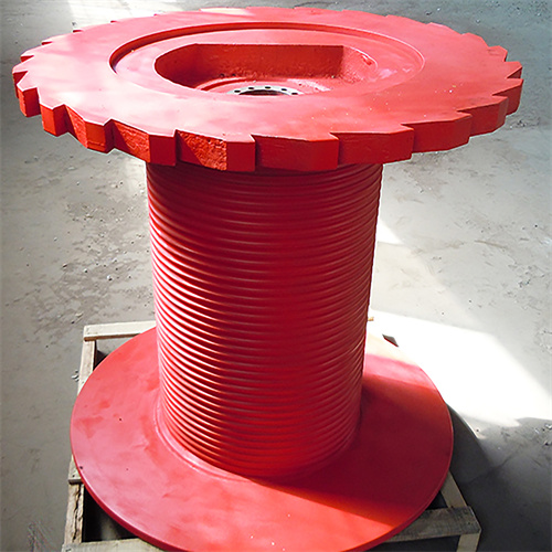 Lebus grooved drum with ratchet for ocean surveying winch