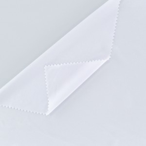 Tissu jersey léger en nylon et élasthanne extensible dans les quatre sens