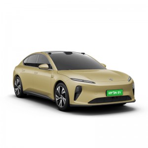 Nio ET5 чисто електрически нов енергиен автомобил с ултра дълга издръжливост