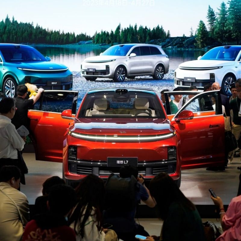 EVs China: Li Auto ngaganjar karyawan anu kerja keras kalayan bonus gajih pikeun ngaleuwihan target penjualan 2023