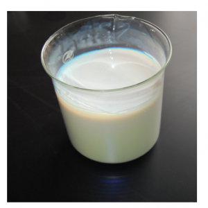 Emulsión líquida de copolímero acrílico