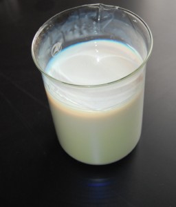 Emulsão de copolímero de acetato de vinila-acrilato KC-2228F