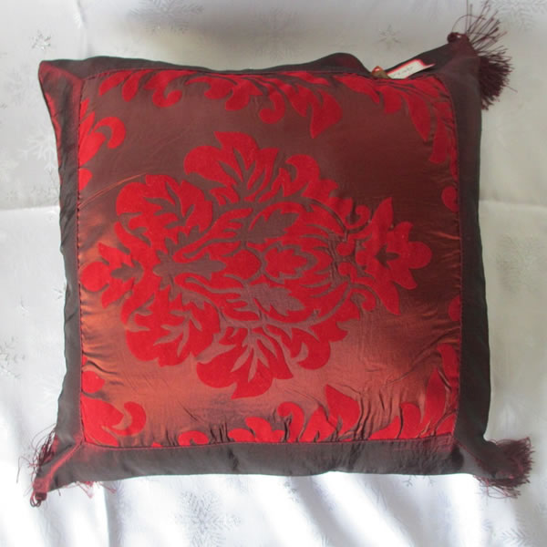 professional factory for Seat Cushion Gel - Wholesale Red Jacquard Cushion Cover – Kingsun