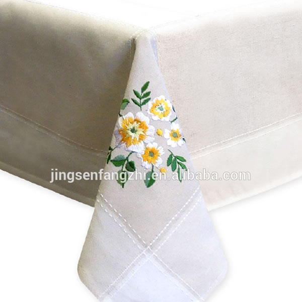 Wholesale Embroidered Flower Design Table Cloth