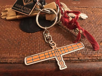 Custom keychains are wonderful keepsakes! Get personalized keychains for your business.