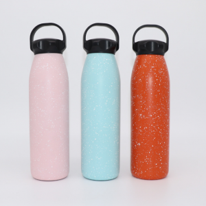 Бутылка для воды с двойной стенкой уникального дизайна с вакуумной изоляцией и ручкой