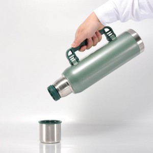 Insulated Vacuum Flask Bottle With Green Hammer tone Paint