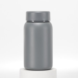 زجاجات مياه معزولة بفراغ مزدوج الجدران وخالية من مادة BPA مع غطاء مانع للتسرب